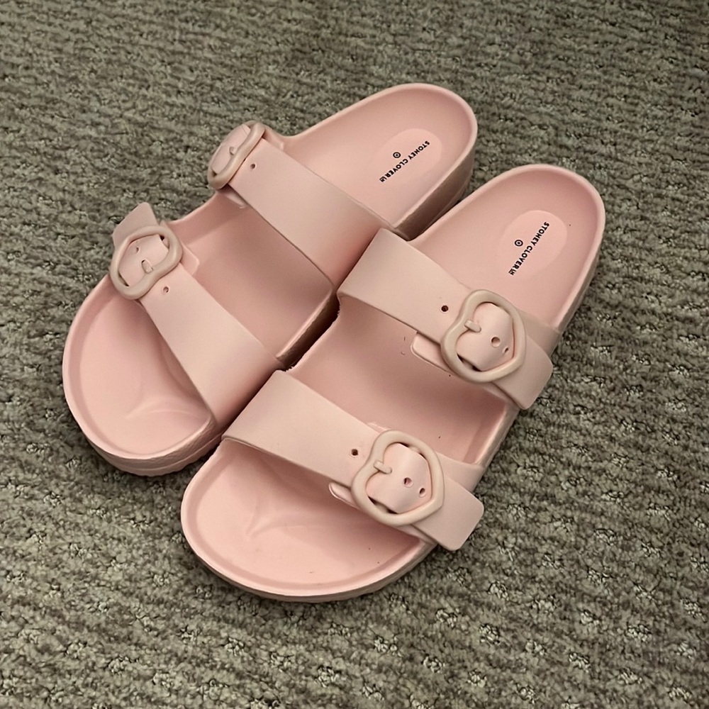NWOT Stoney Clover sandals pink double strap